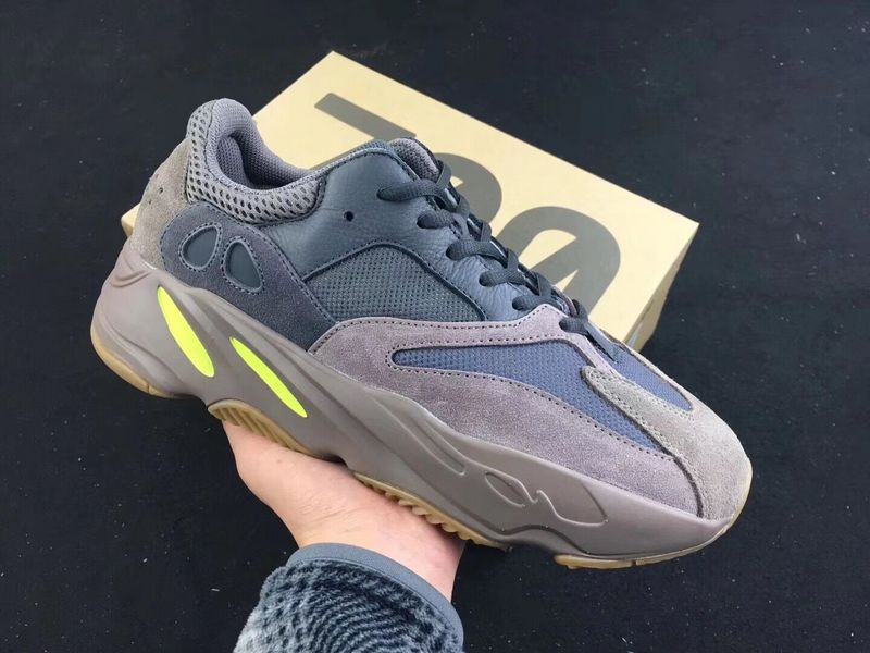 Supermax Yeezy Boost 700 Mauve